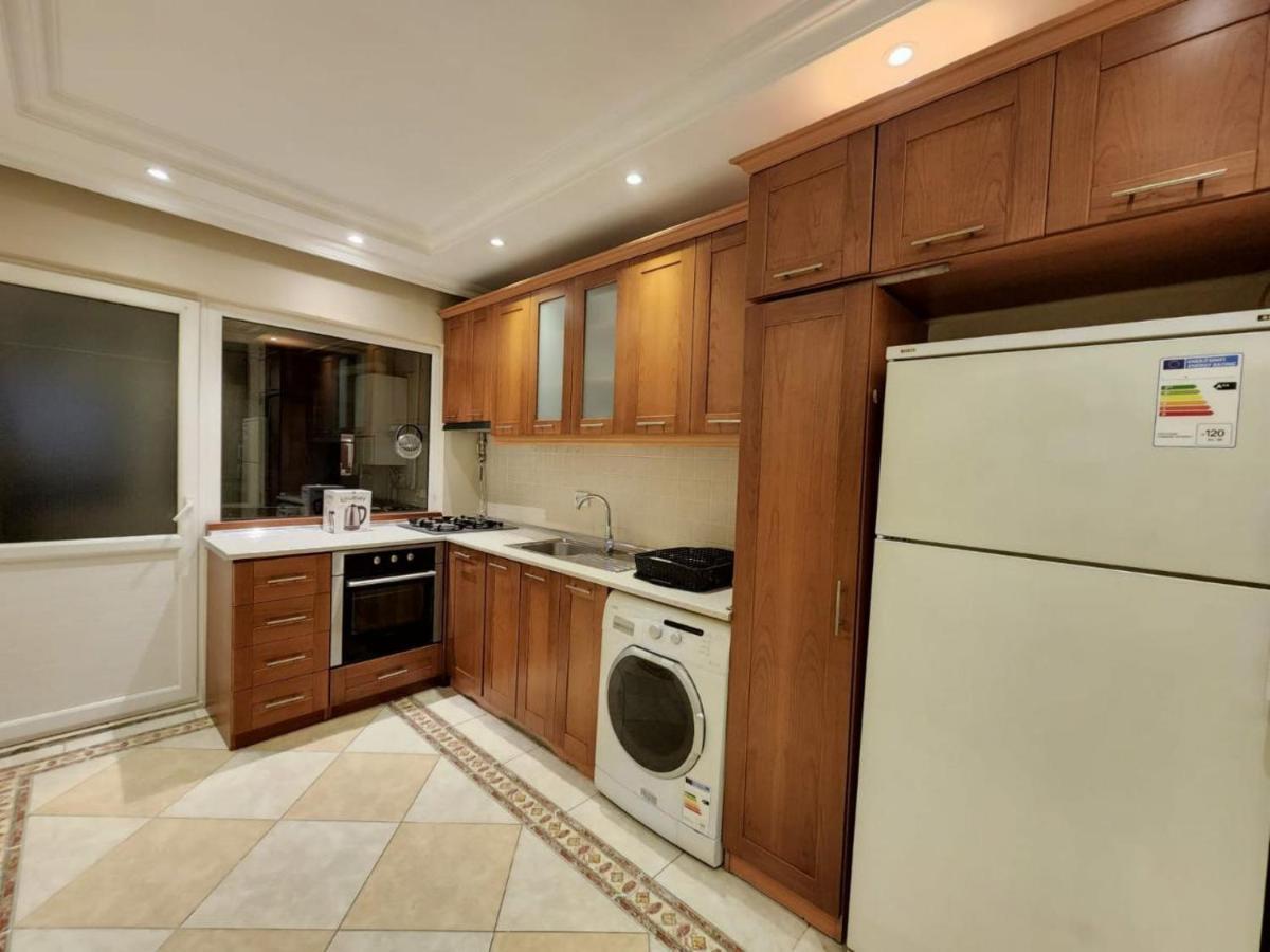 Large 4-bedroom Gem Behind Cevahir Mall, Sisli Apartment Istanbul