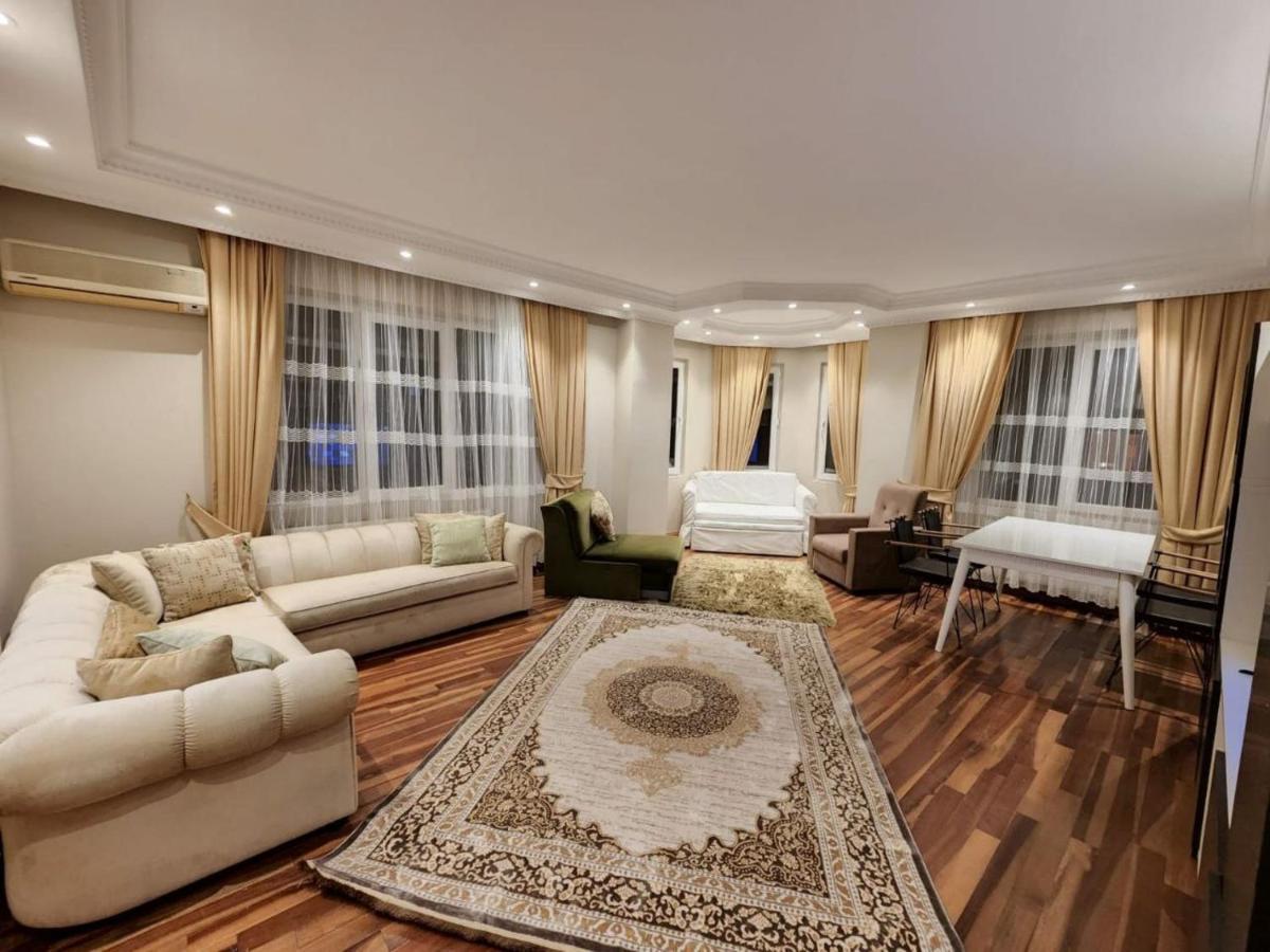 Large 4-bedroom Gem Behind Cevahir Mall, Sisli Apartment
