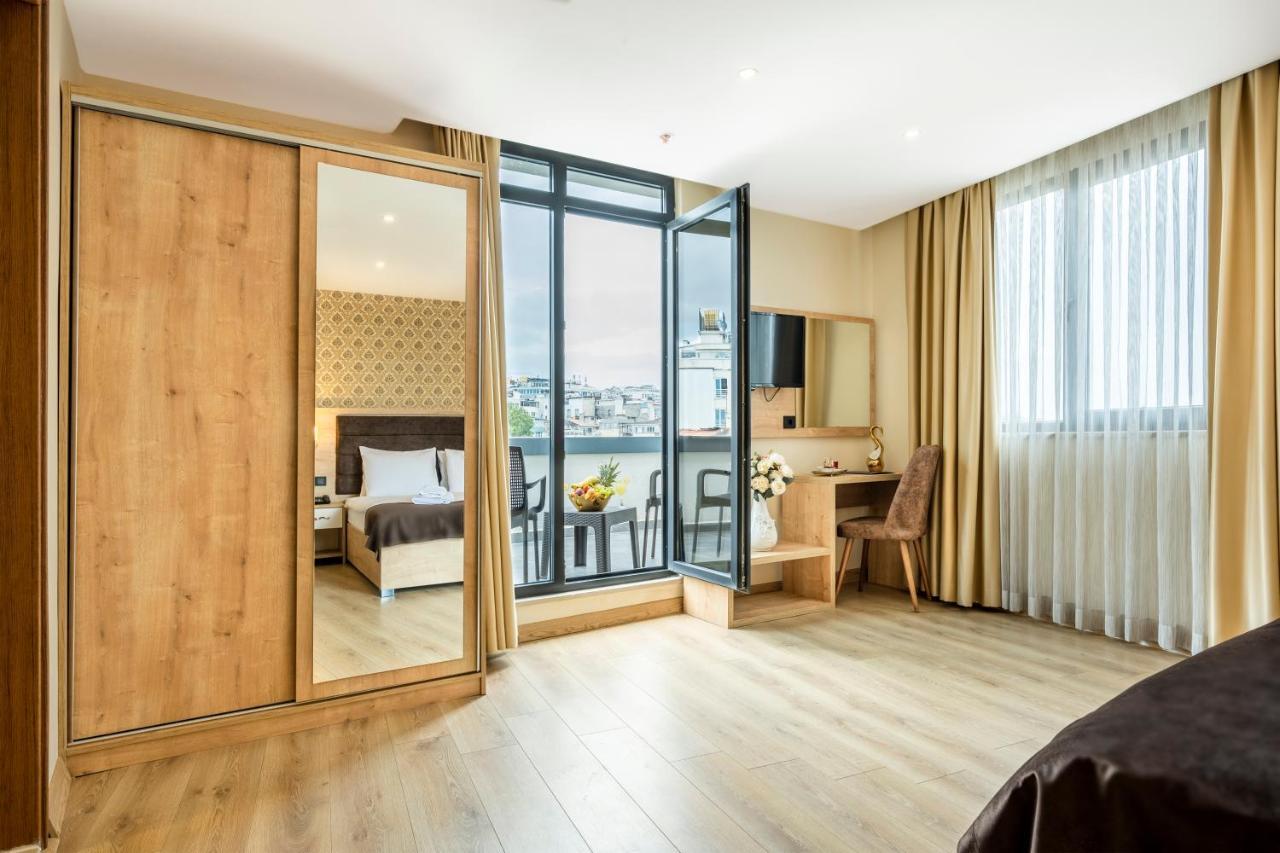 Emın Palace 3*
