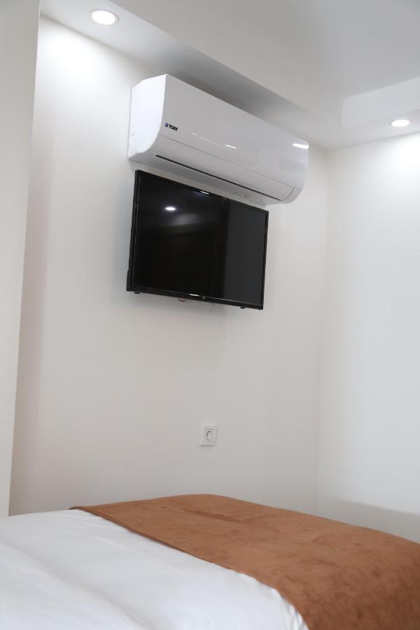 Global 2022 Hotel