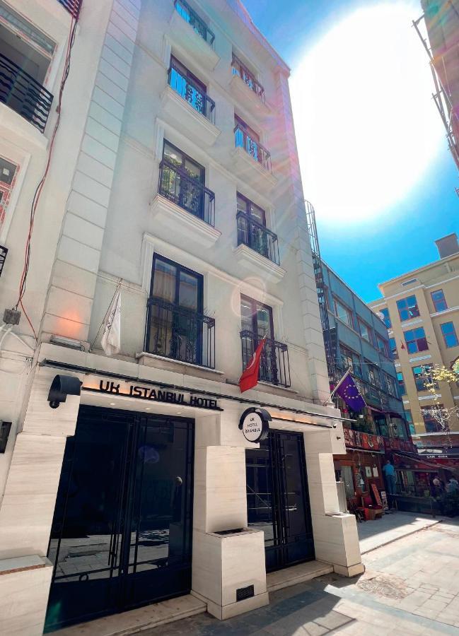 Hotel Uk 3*