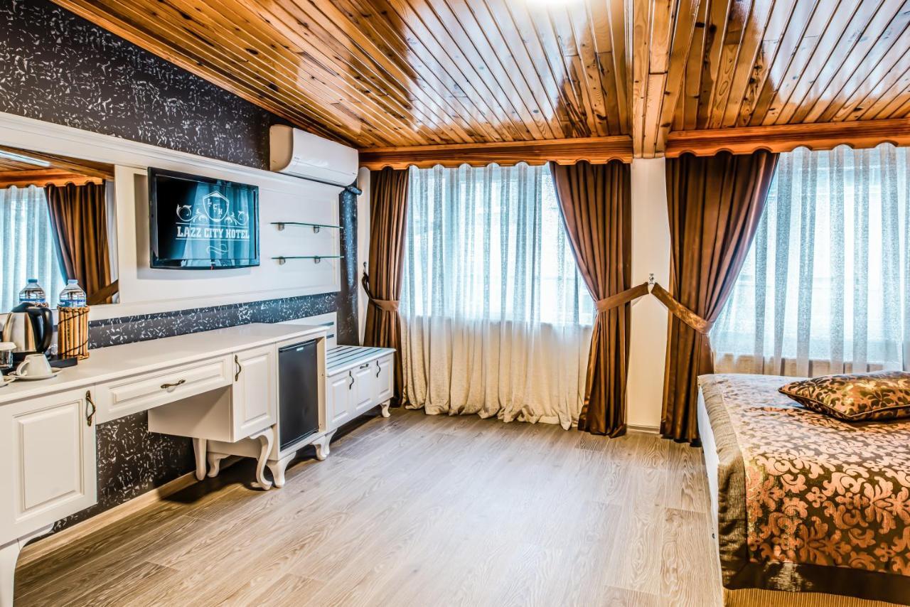 Otel Lazz 3*