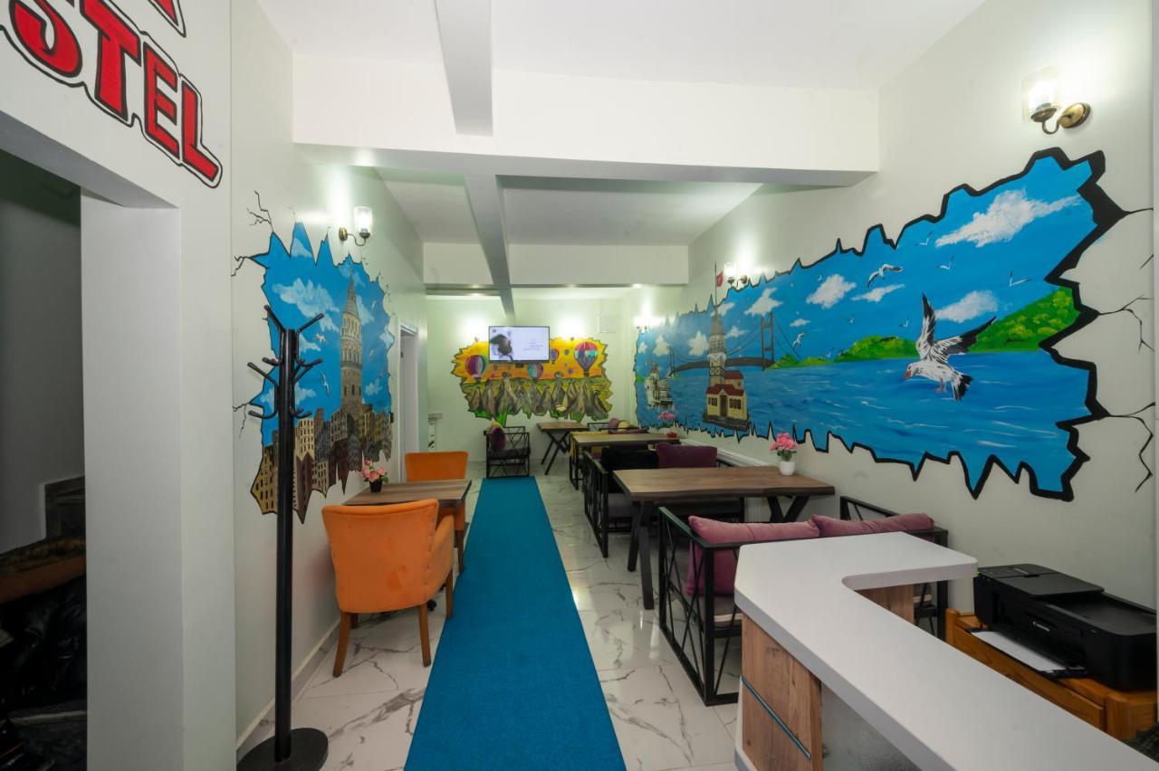 Hostel Xalila & Cafe Ladies *