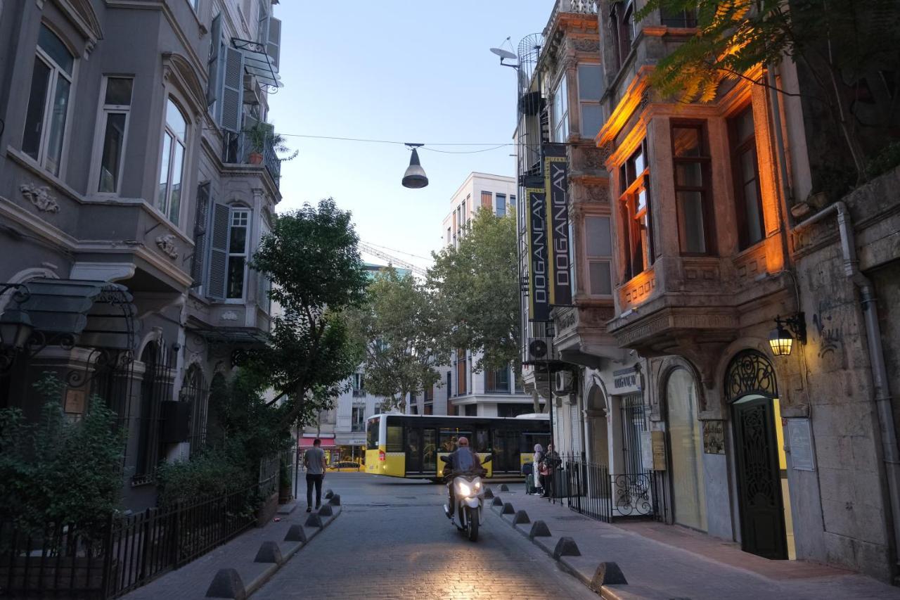 Hotel Adamantides *