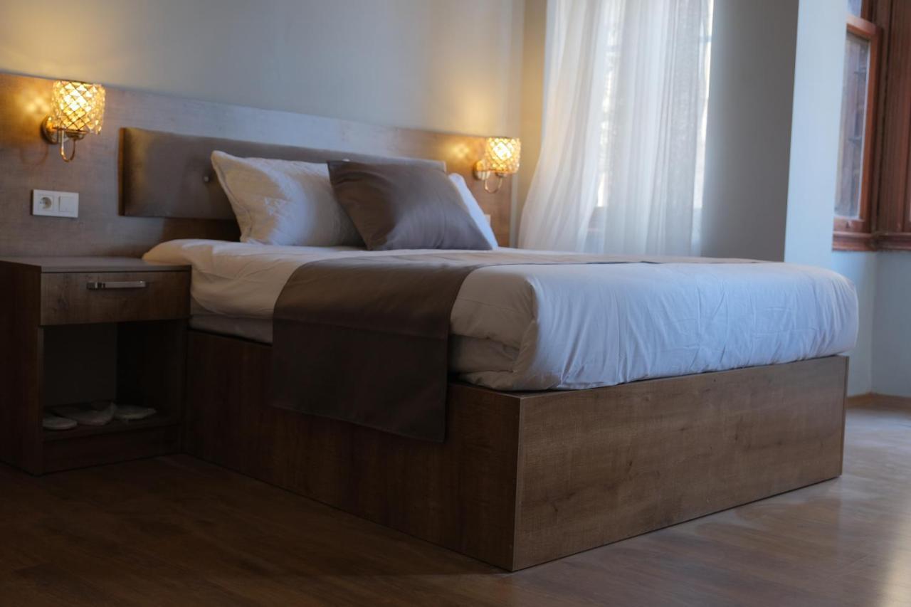 Hotel Adamantides