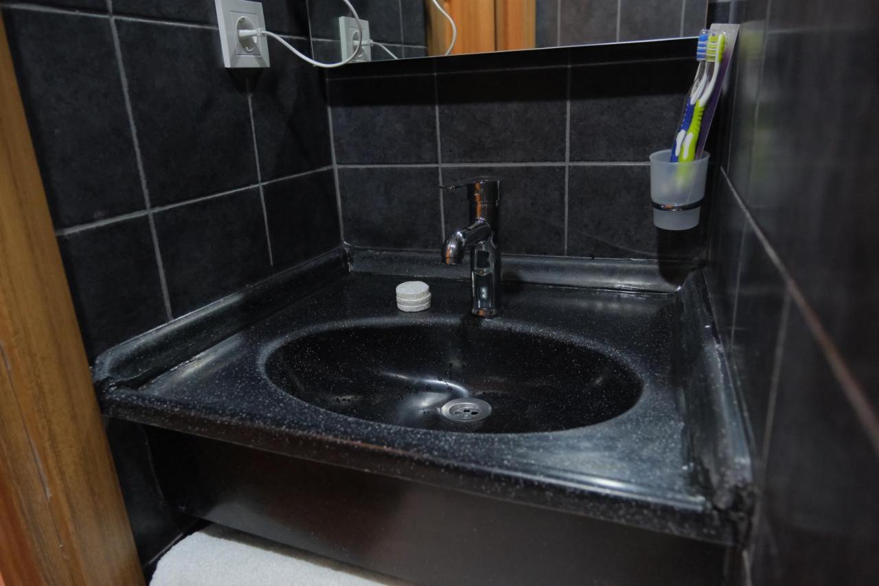 Hotel Adamantides *