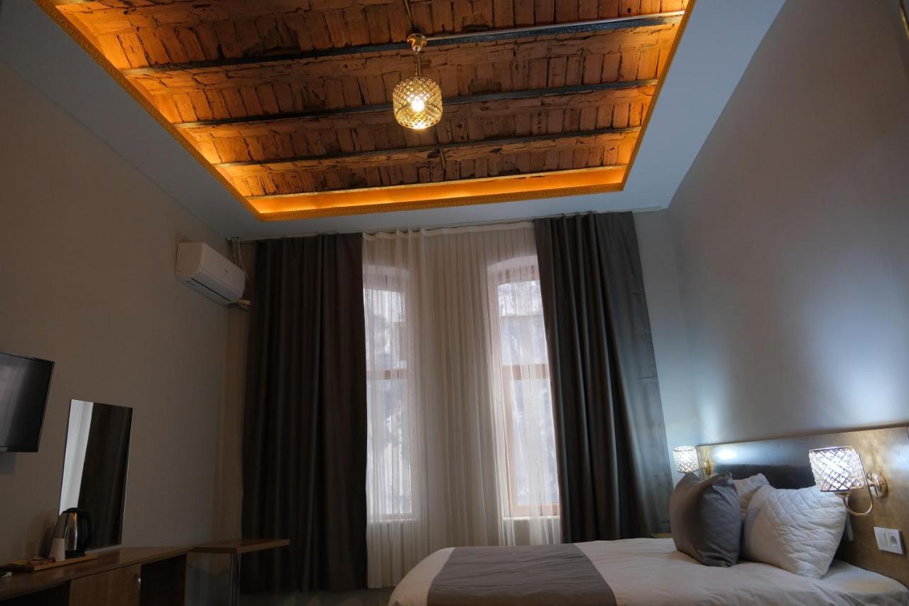 Hotel Adamantides