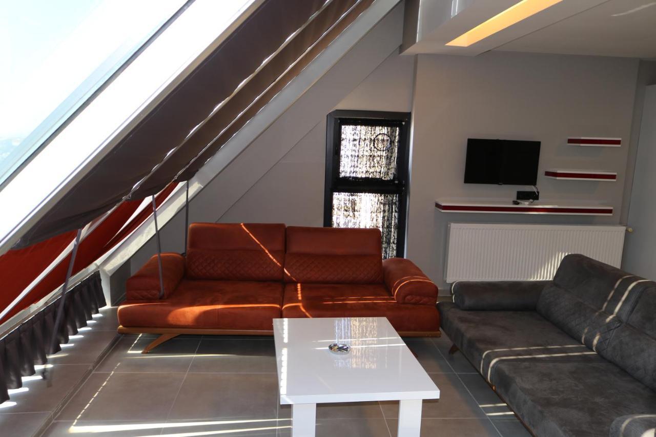 Hera House Apartment