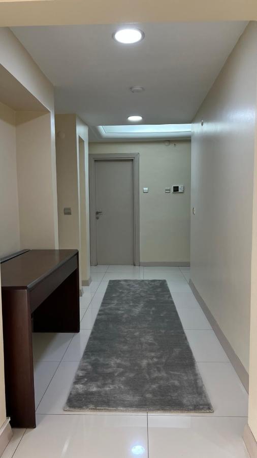 200 M2 Muhtesem Cati Kati, Roof Istanbul