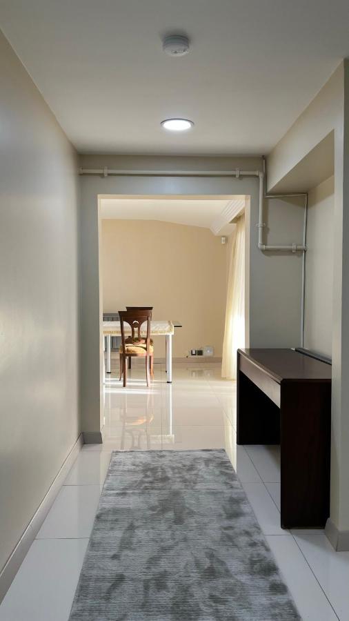 200 M2 Muhtesem Cati Kati, Roof *