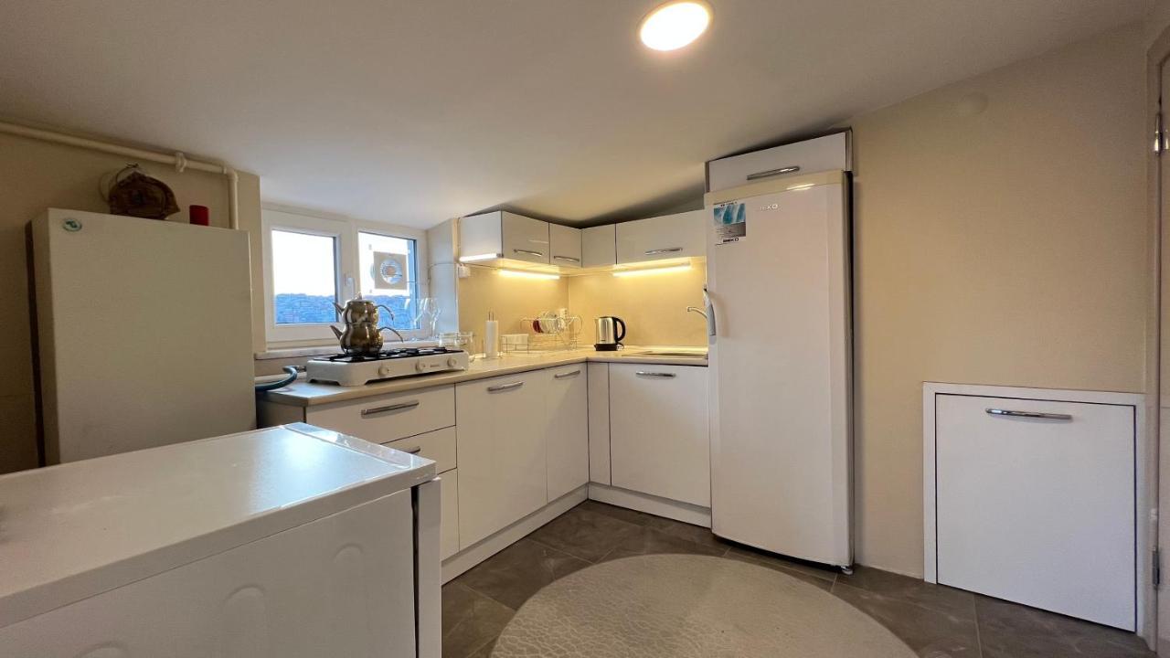 200 M2 Muhtesem Cati Kati, Roof * Istanbul
