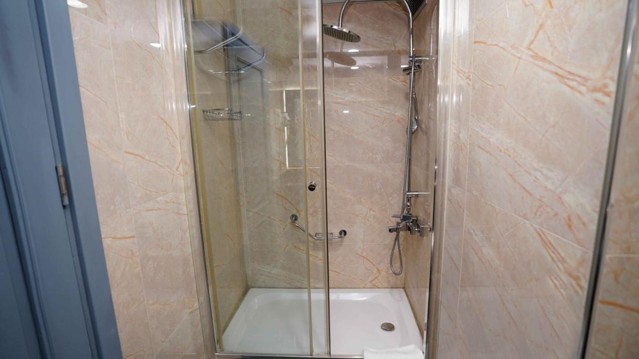 Otel Aura Marina *