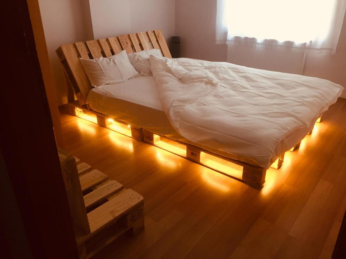 Single Room, одноместная комната в доме, D'une Personne, Individual Bed & Breakfast