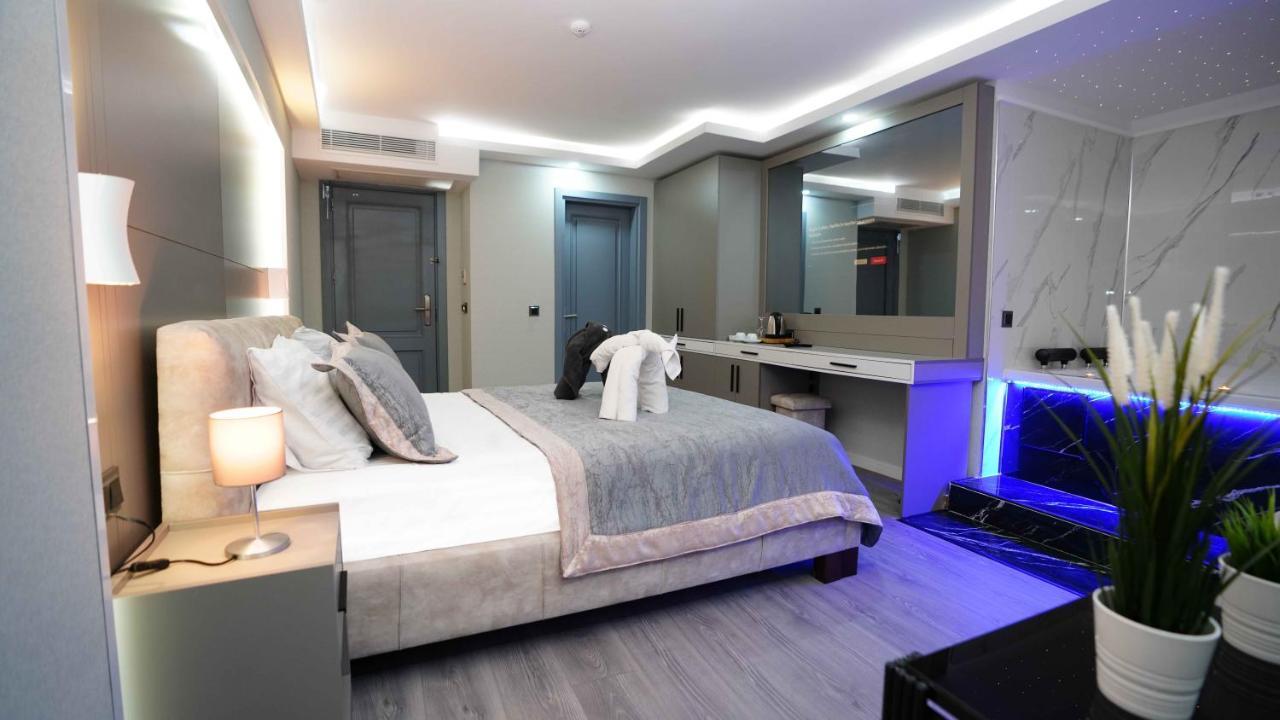 Aura Marina Otel *