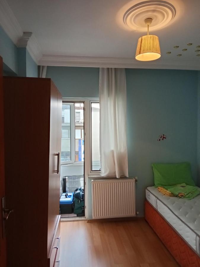 Bed & Breakfast Single Room, одноместная комната в доме, D'une Personne, Individual *