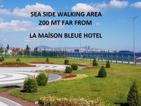 Hotel La Maison Bleue