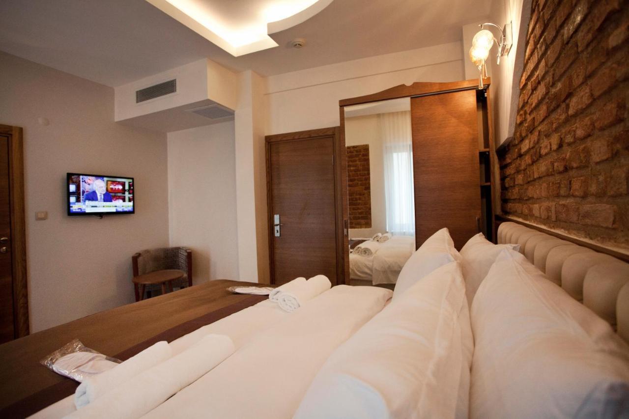 Pera Line Otel