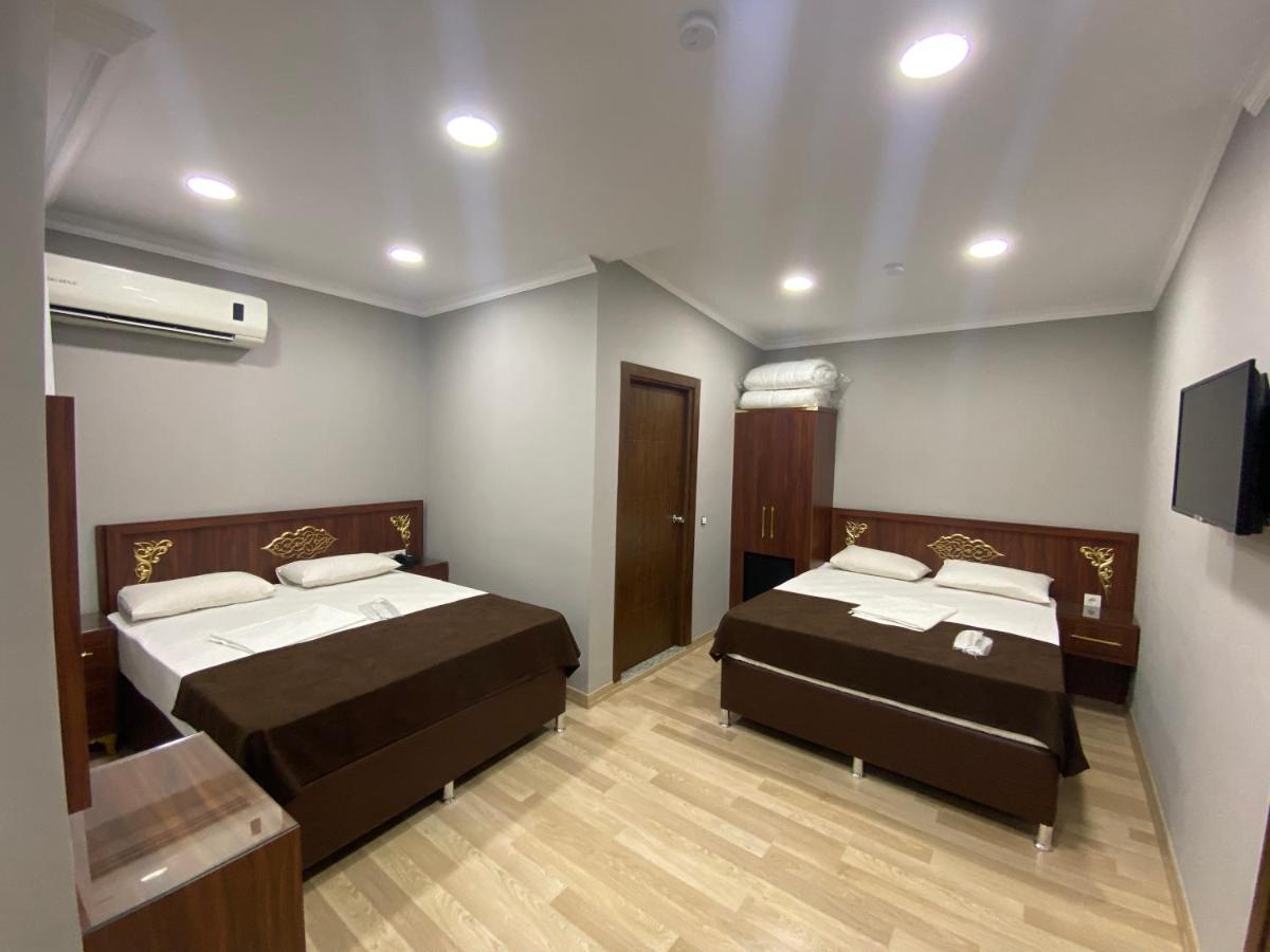 Hotel Grand Oral