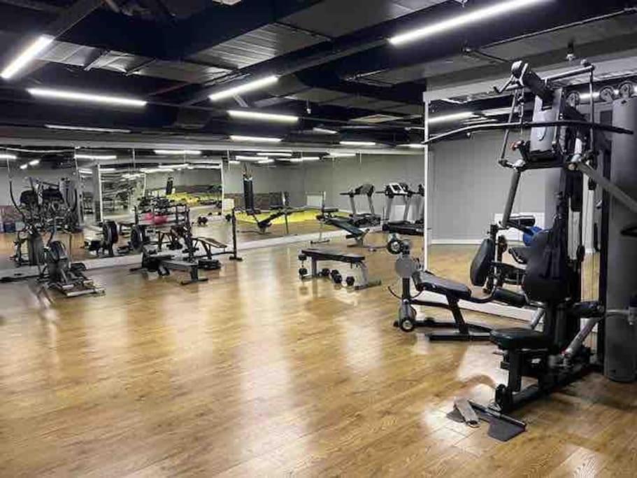 Apartamento Cosy House Pool-gym-wifi-air Conditioner-car Park