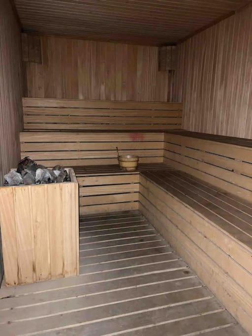 Apartamento Cosy House Pool-gym-wifi-air Conditioner-car Park
