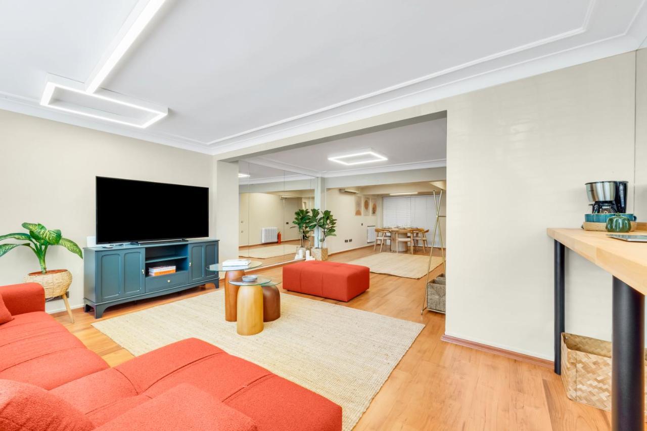 Apartment Modern Flat In The Heart Of *