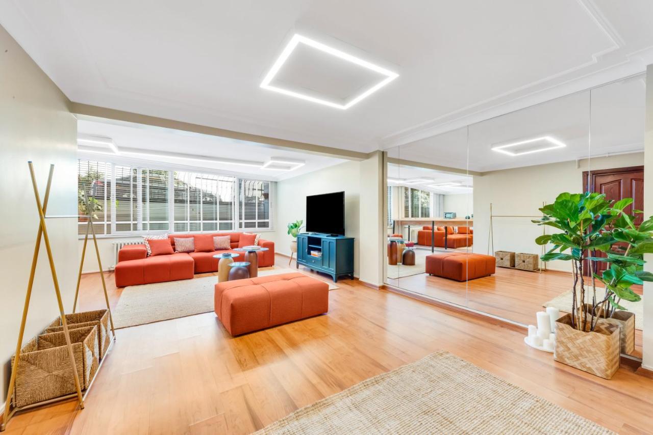 Modern Flat In The Heart Of * Istanbul