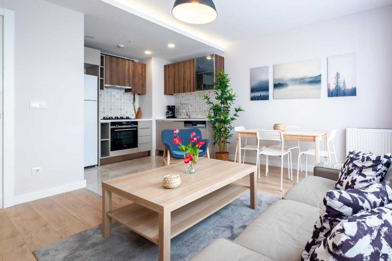 Sleek Flat In Kagithane With Terrace