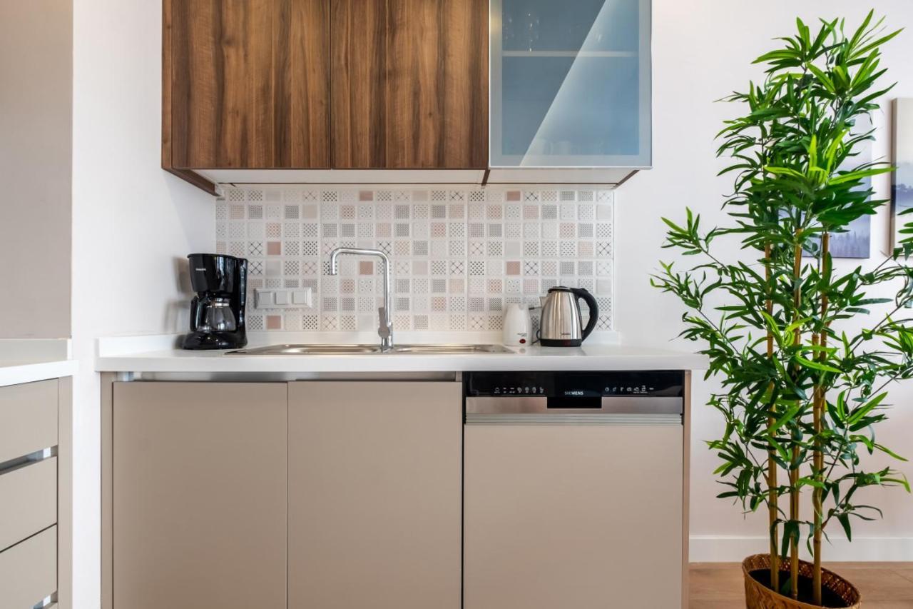 Sleek Flat In Kagithane With Terrace * Istanbul