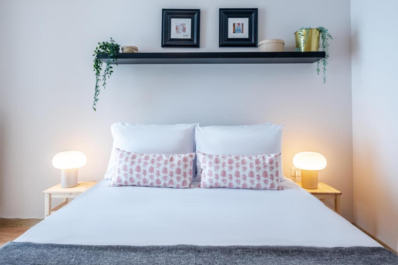 Sleek Flat In Kagithane With Terrace Istanbul