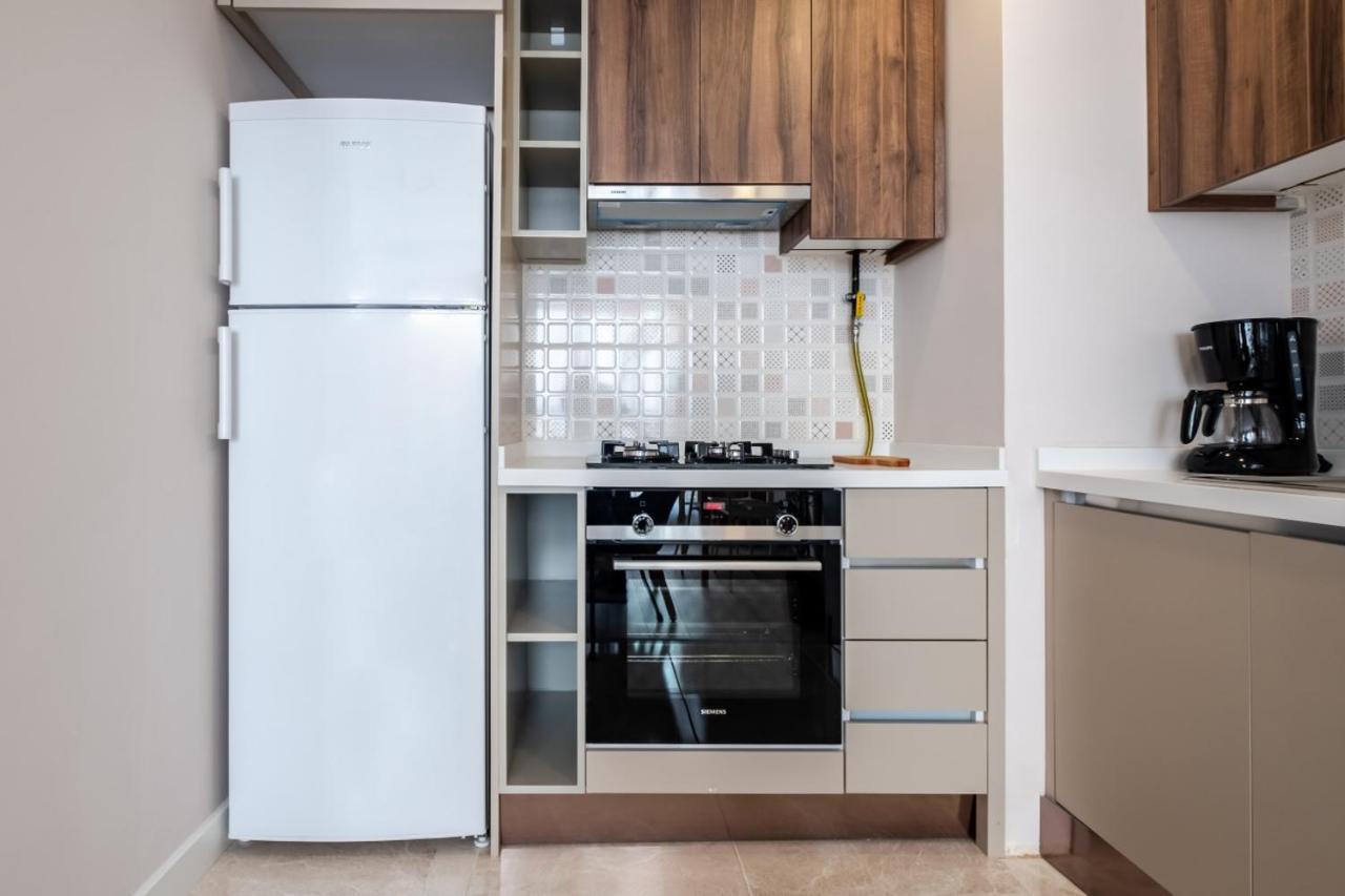 Apartment Sleek Flat In Kagithane With Terrace Istanbul