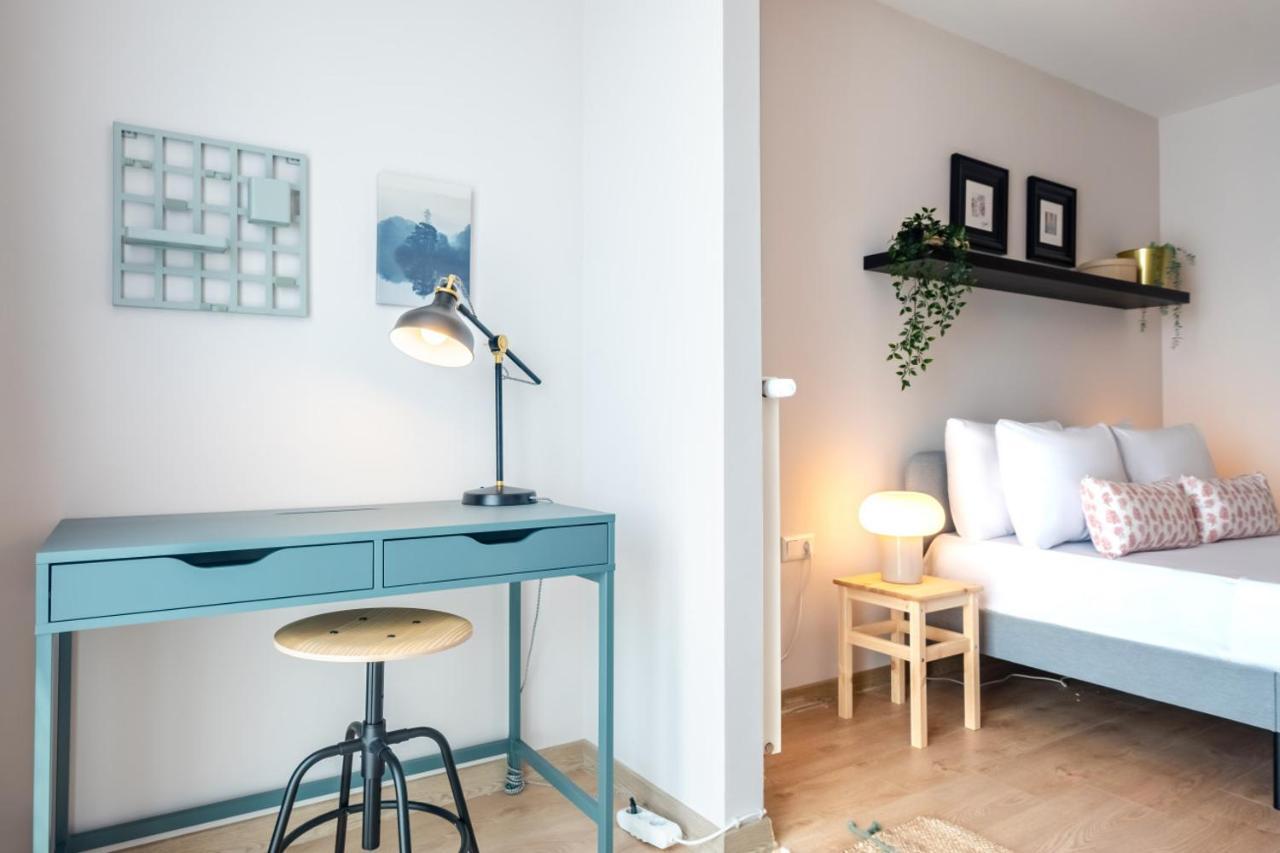 Apartment Sleek Flat In Kagithane With Terrace