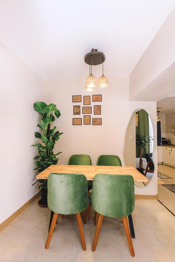Turan33 Apartment *