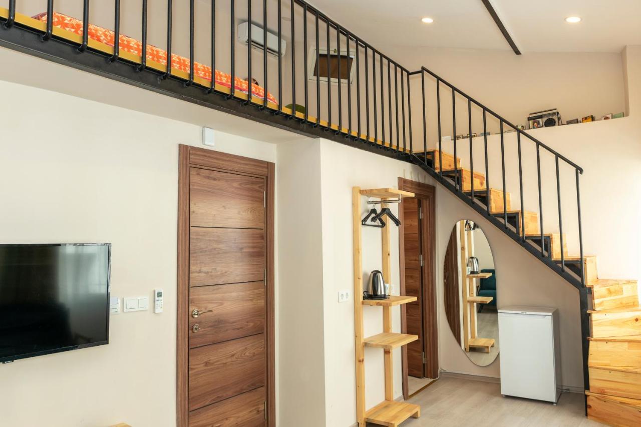 Turan33 Apartment *