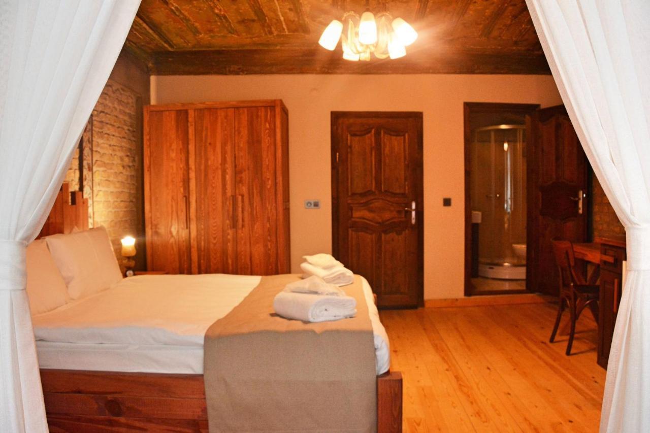 Apart Otel Marıa Balat *