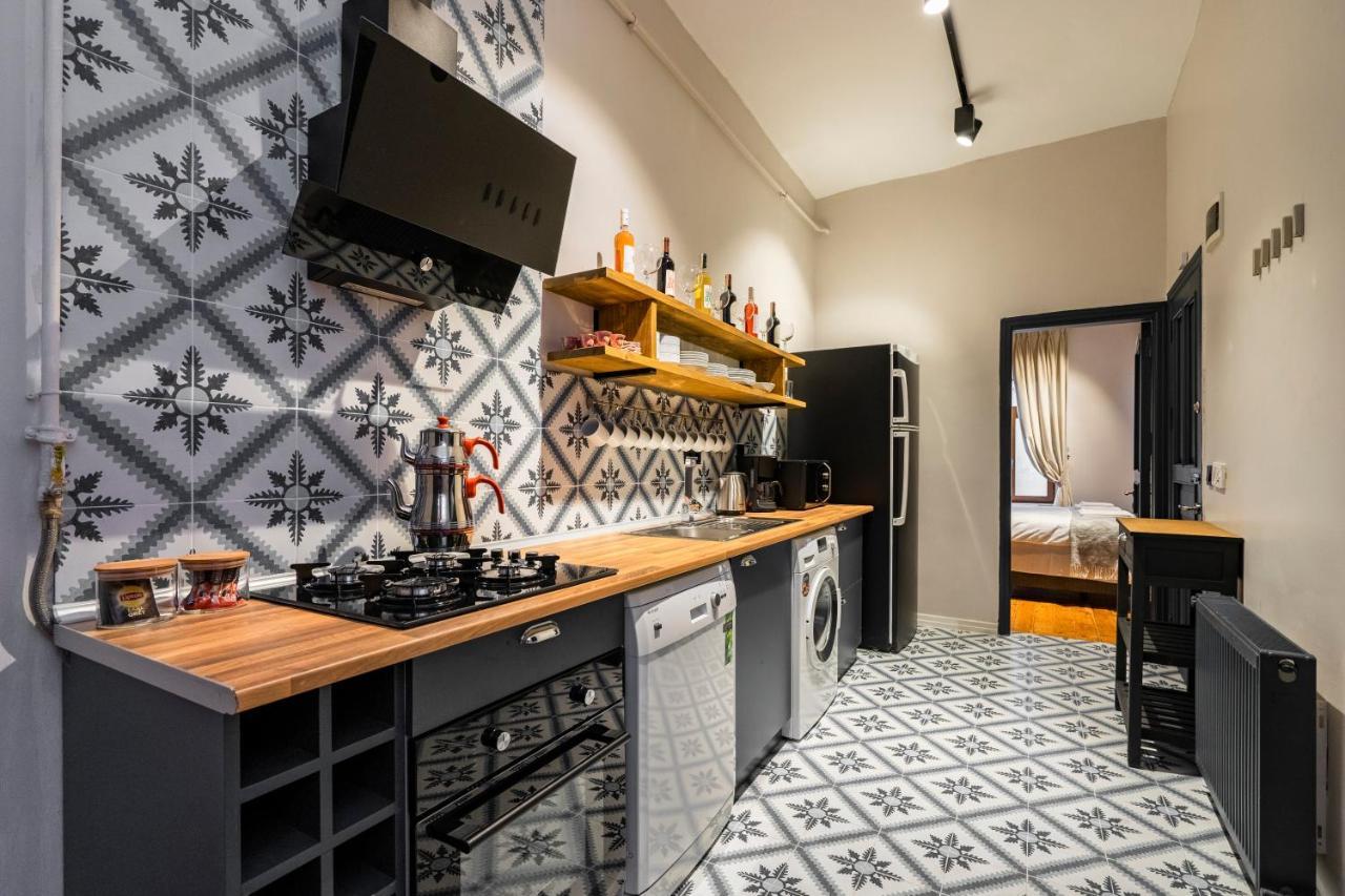 Apartment Galata Garden Design Flat