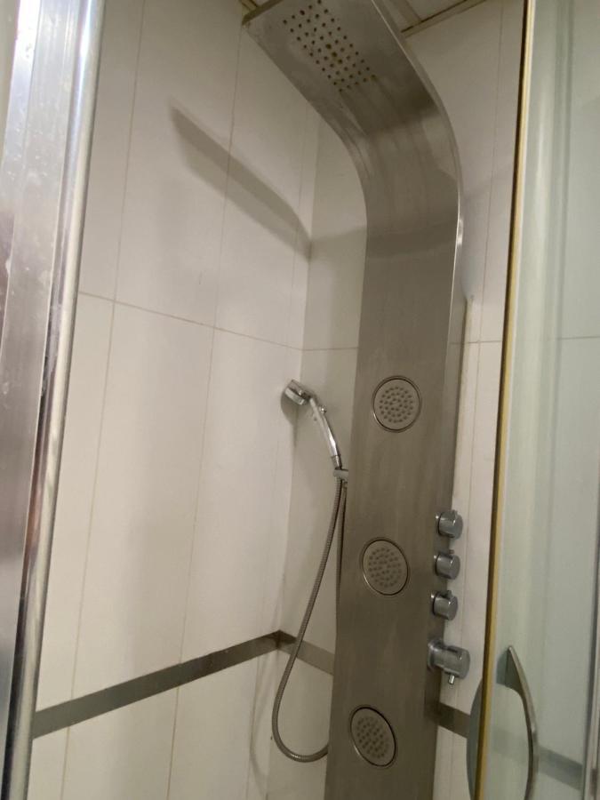 Cosy House Pool-gym-wifi-air Conditioner-car Park Apartamento *