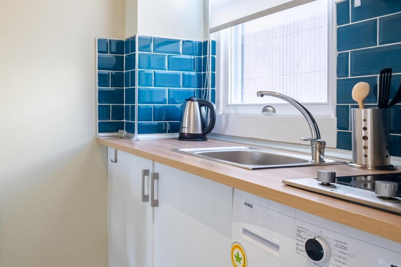 Delightful Flat Near Taksim Square In Sisli Apartment