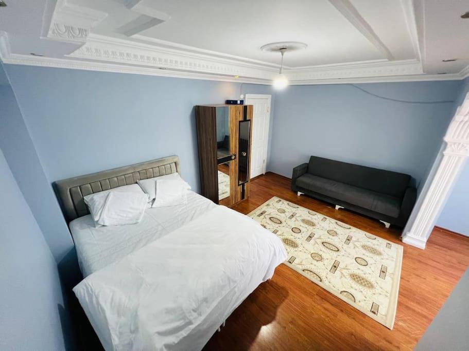 Elegant 3-bedroom Unit Near To Fatih Mosque. Apartment Istanbul