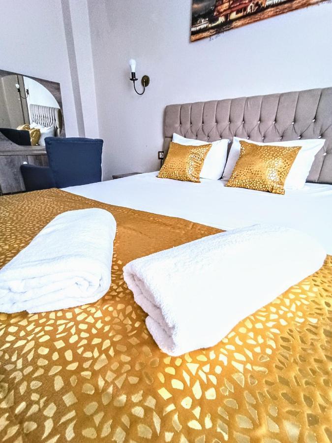 Deniz Taksim Hotel *