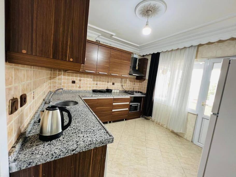 Apartment Elegant 3-bedroom Unit Near To Fatih Mosque. Istanbul