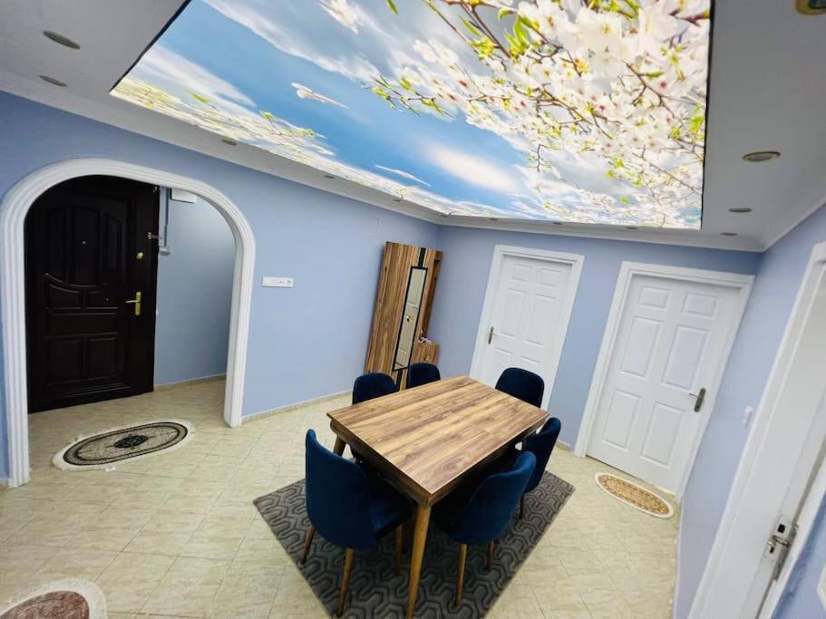 Elegant 3-bedroom Unit Near To Fatih Mosque. Apartment