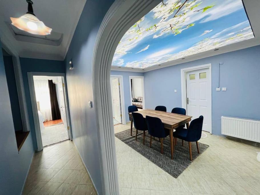 Elegant 3-bedroom Unit Near To Fatih Mosque. *