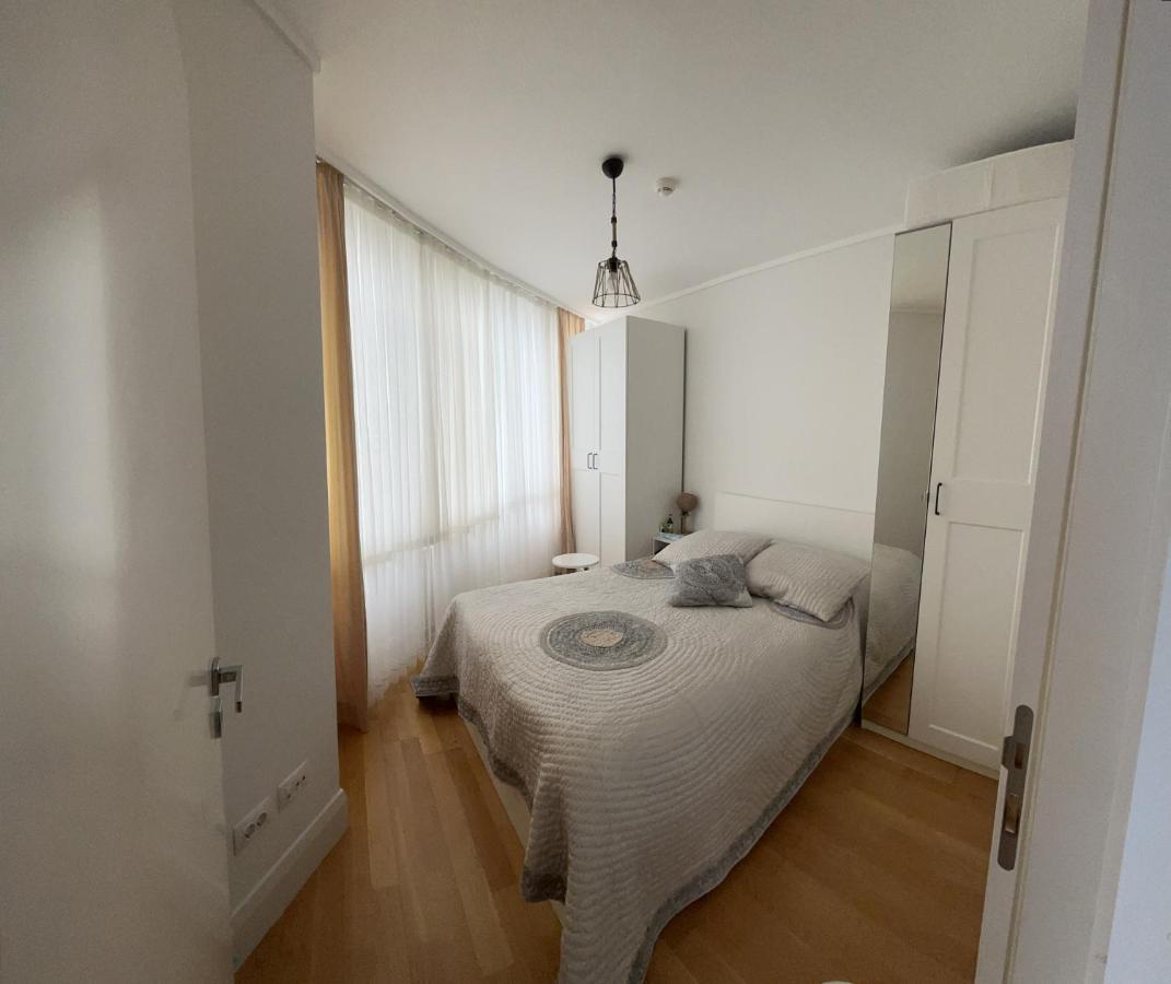 Apartment Luxury With Pool In The Center Of