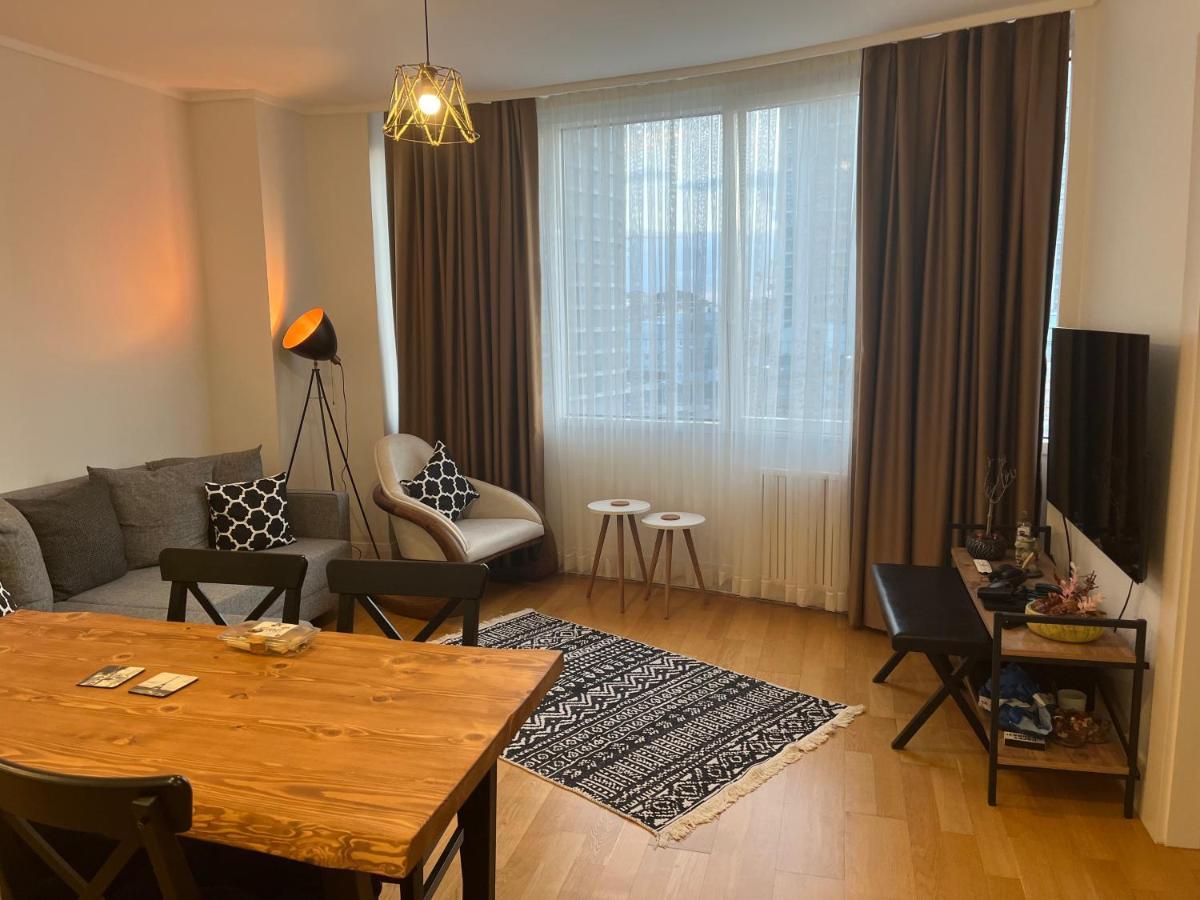 Apartment Luxury With Pool In The Center Of Istanbul