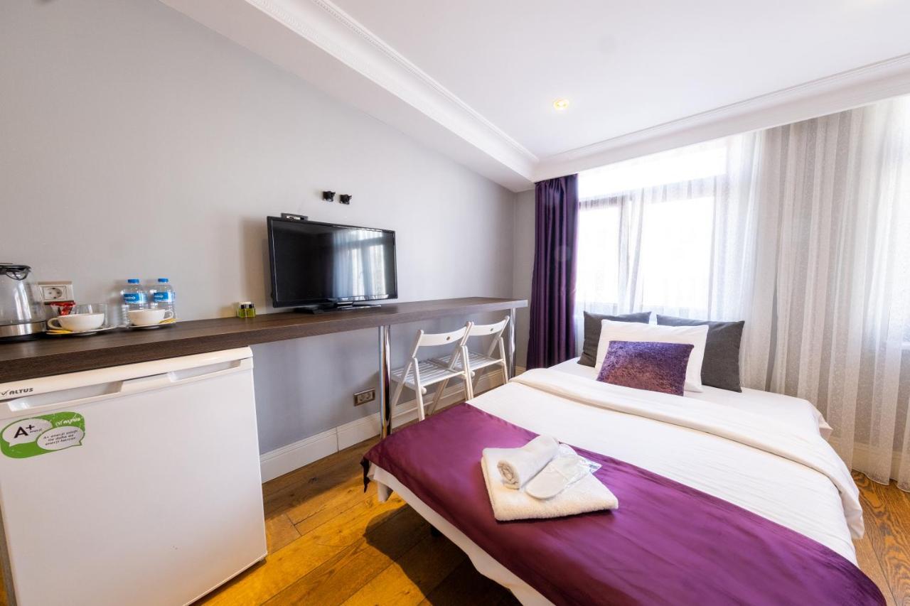 Apartment Frame Galata