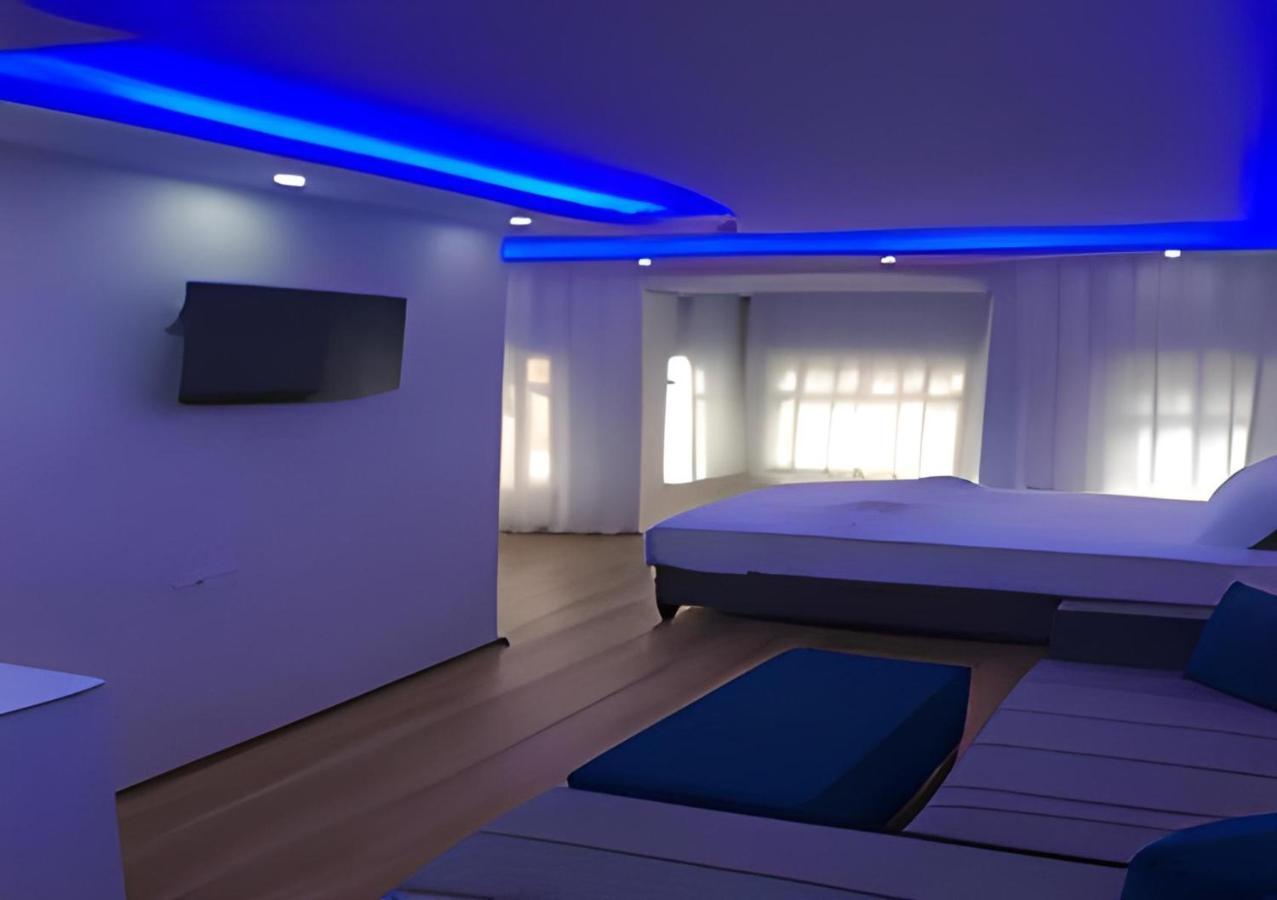 Blue Royal Hotel