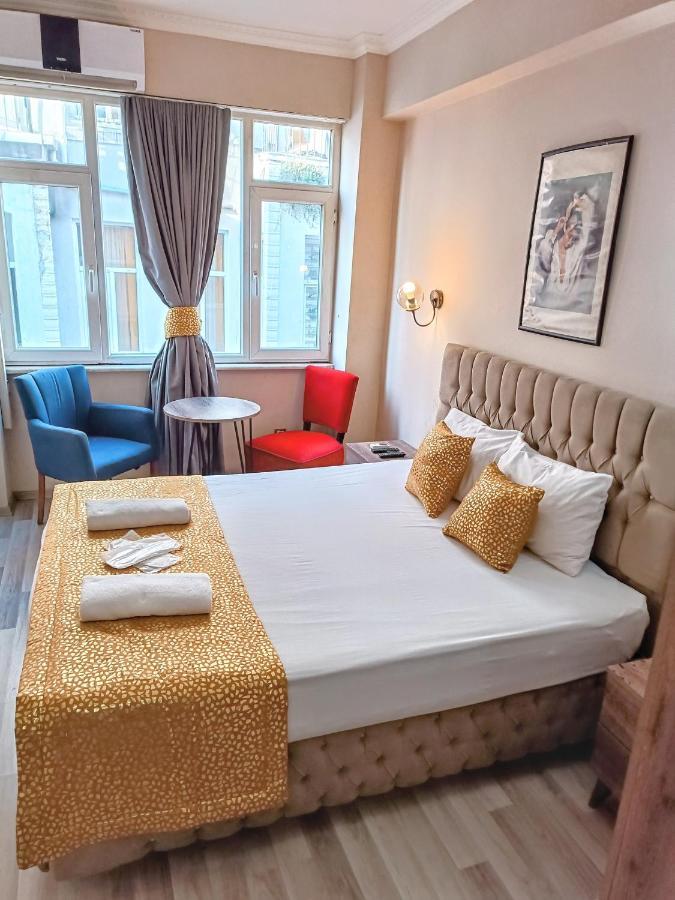 Deniz Taksim Hotel *