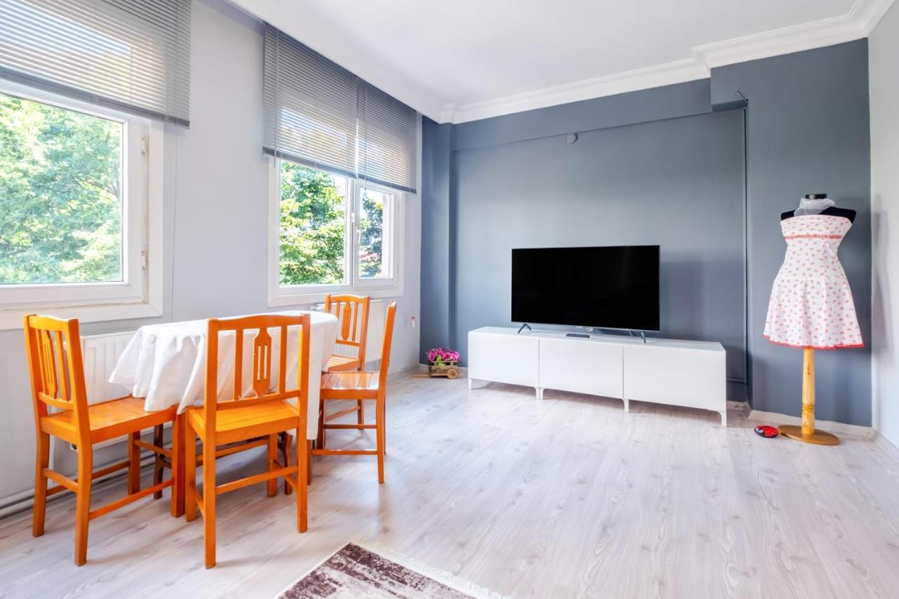 Incredible Flat W Halic View In Beyoglu Apartment