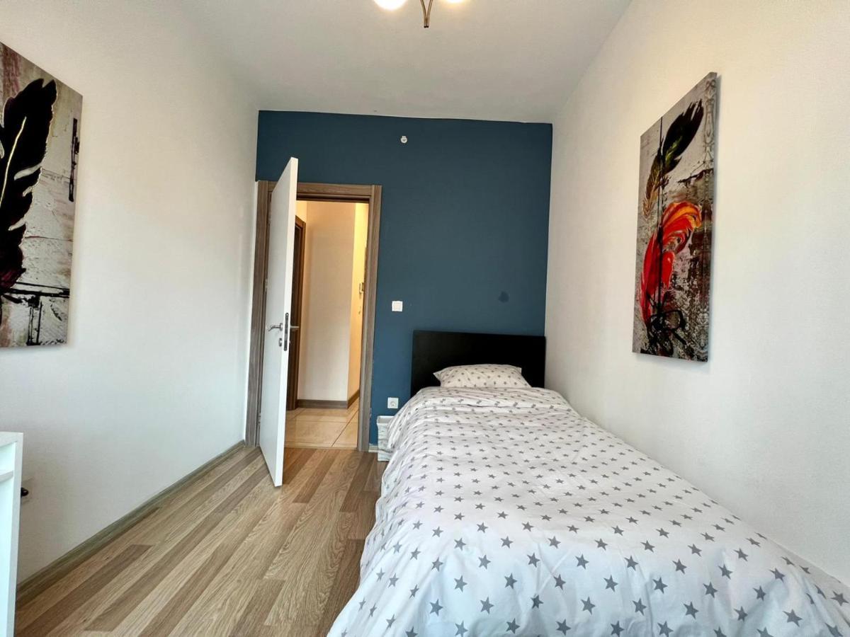 Apartment Alpha Home-aris