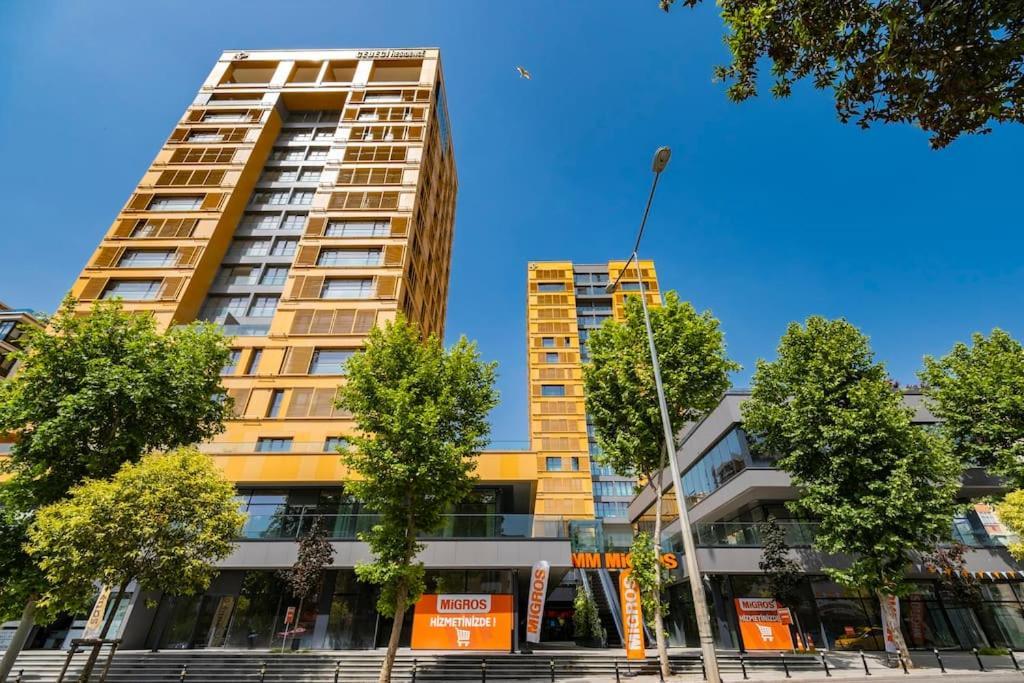 Ultra Luex Deniz Manzarali Site Ici 2+1 Istambul